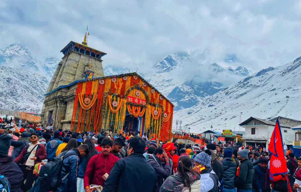 चारधाम यात्रा में 10 ट्रैवल एजेंसीयो पर फर्जी रजिस्ट्रेशन करने के खिलाफ केस दर्ज